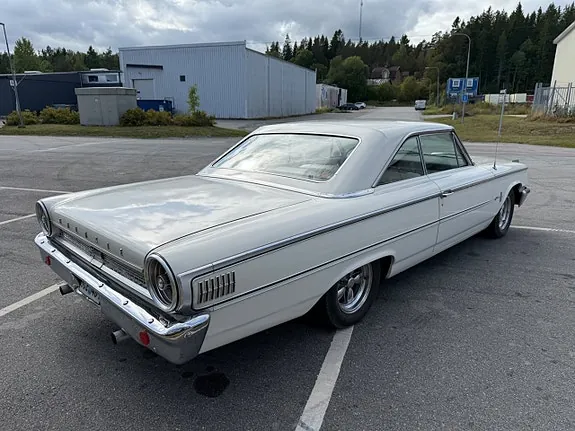 Ford Galaxie 1963 photo 5