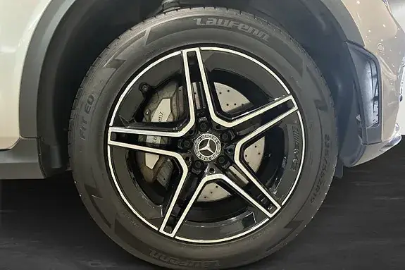 Mercedes-Benz Glc300 E 2022 photo 5