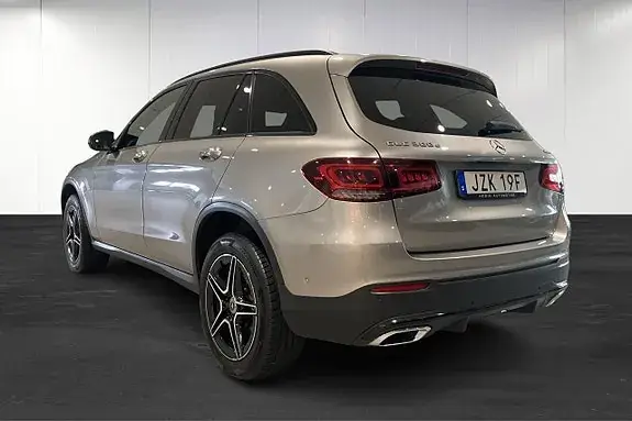 Mercedes-Benz Glc300 E 2022 photo 3