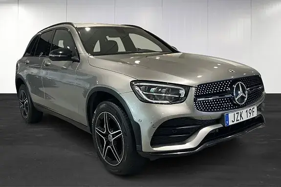 Mercedes-Benz Glc300 E 2022 photo 2