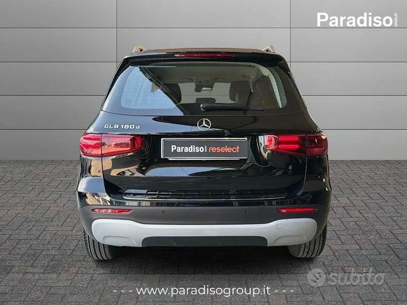 Mercedes-Benz Glb 2025 photo 4