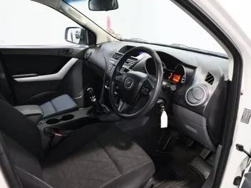 Mazda Bt-50 2013 photo 4