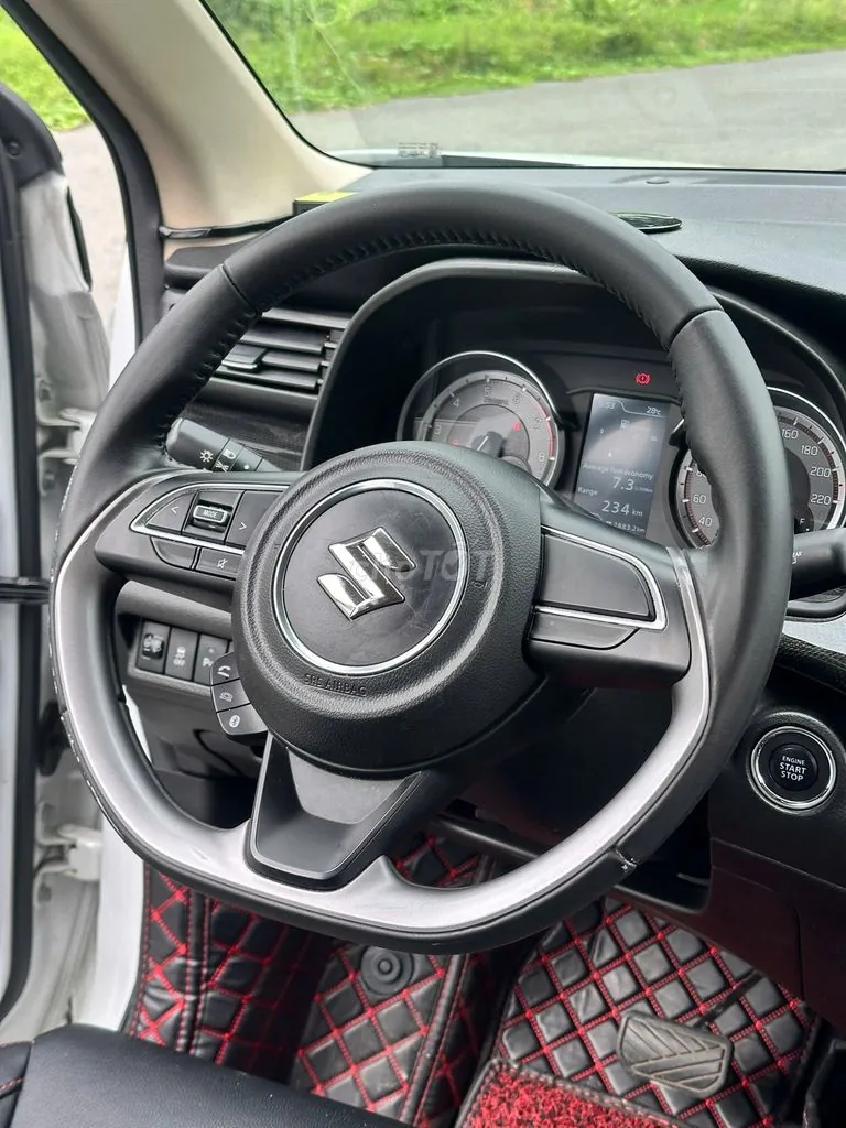 Suzuki Xl7 2022 photo 4
