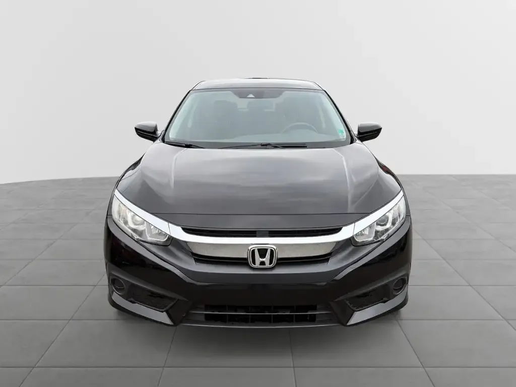 Honda Civic 2018 photo 2