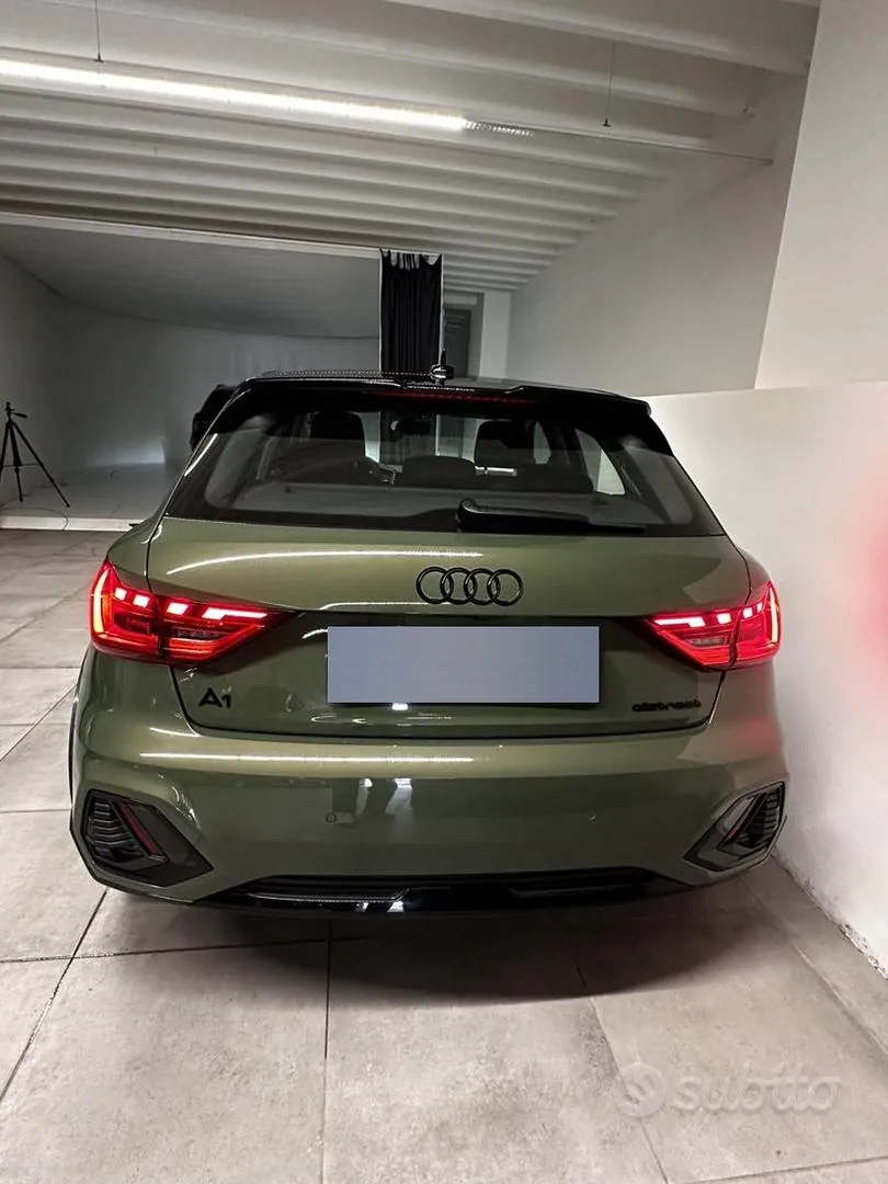 Audi A1 2025 photo 3