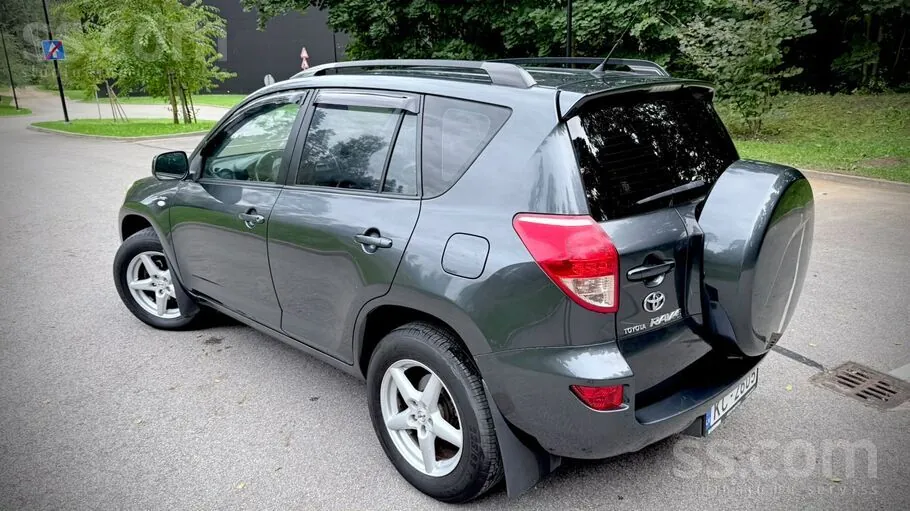 Toyota Rav4 2007 photo 3