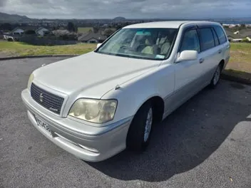 Toyota Crown 2000 photo 5