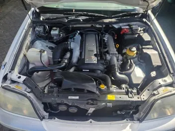 Toyota Crown 2000 photo 4