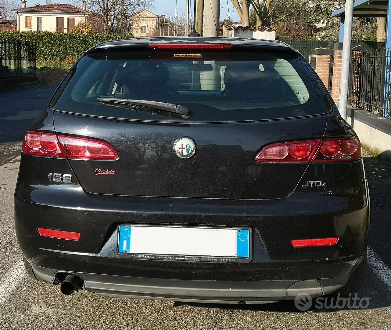 Alfa Romeo 159 2011 photo 2