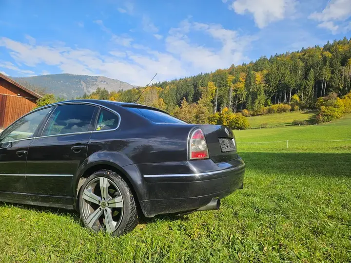 Volkswagen Passat 2001 photo 2