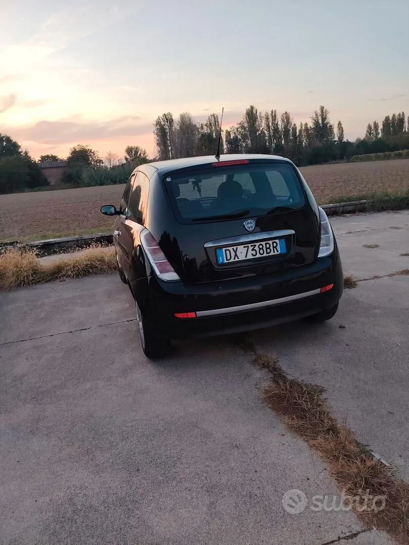 Lancia Ypsilon 2009 photo 2