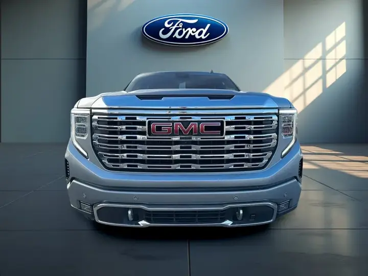 GMC Sierra 1500 2026 photo 3