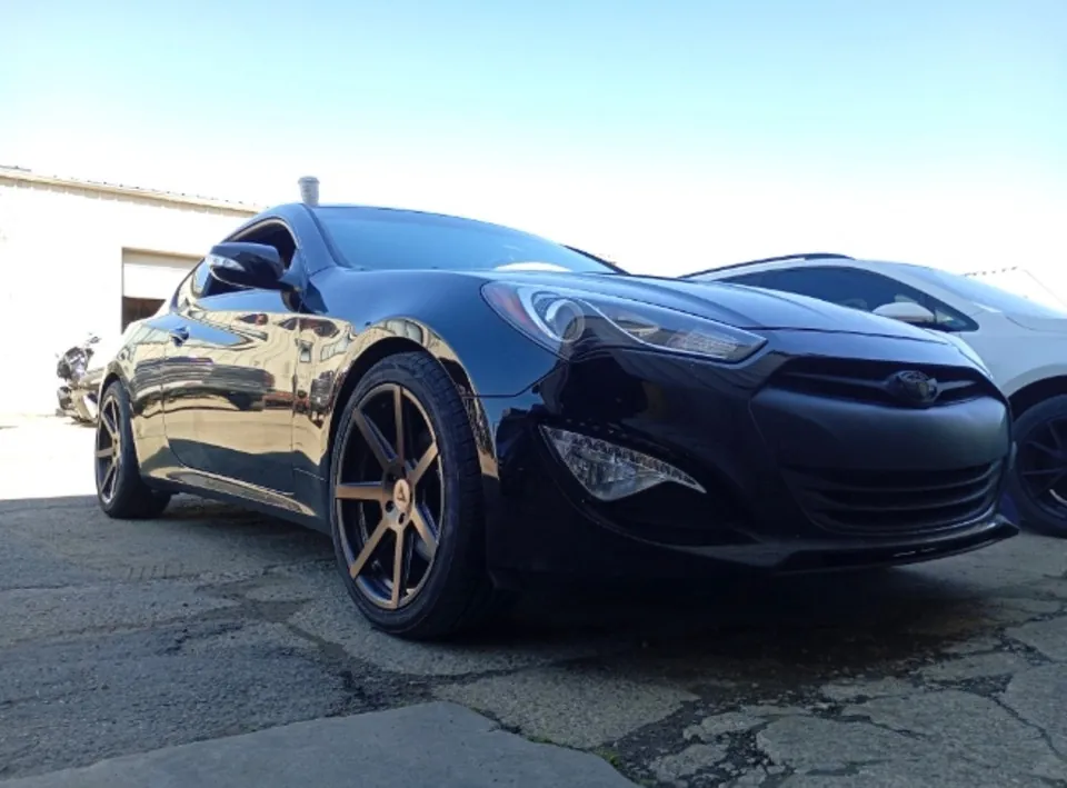 Genesis Coupe