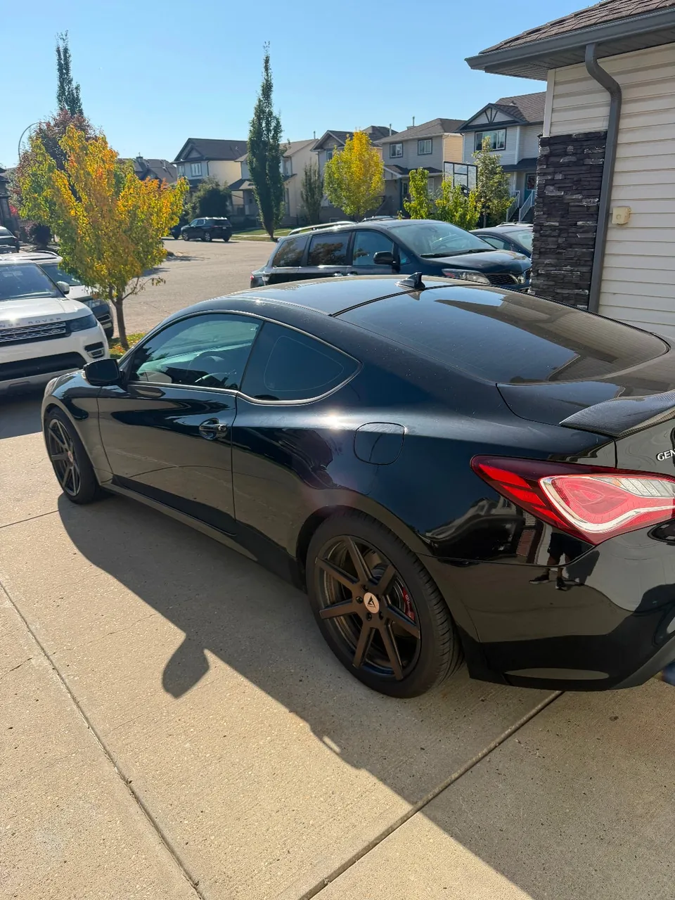 Genesis Coupe 2015 photo 4