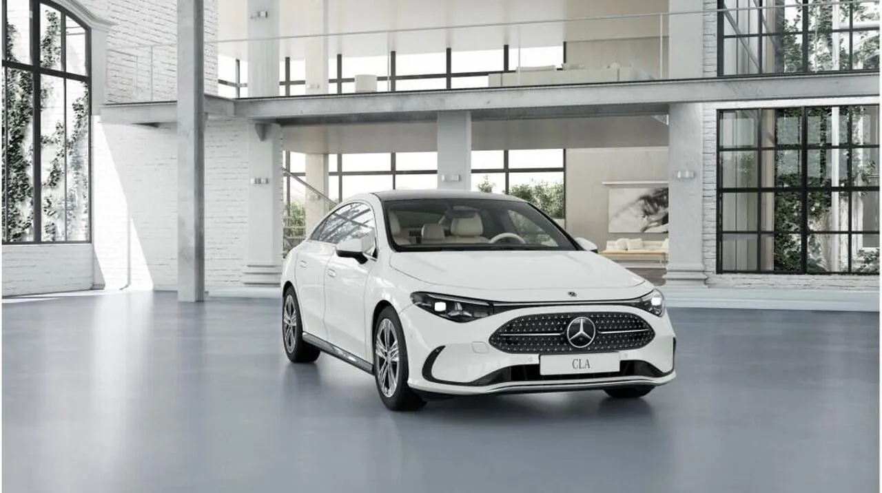 Mercedes-Benz Cla photo 2