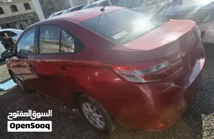 Toyota Yaris 2014 photo 3