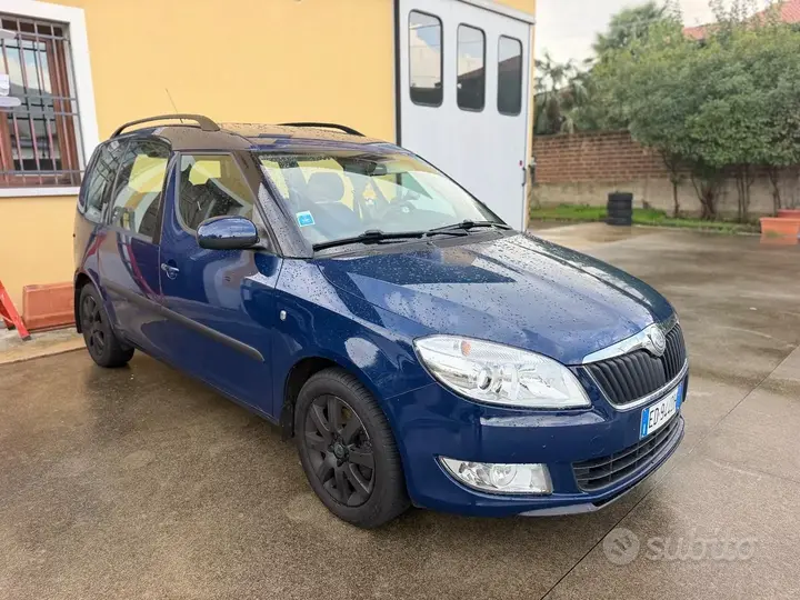 Skoda Roomster 2011 photo 5