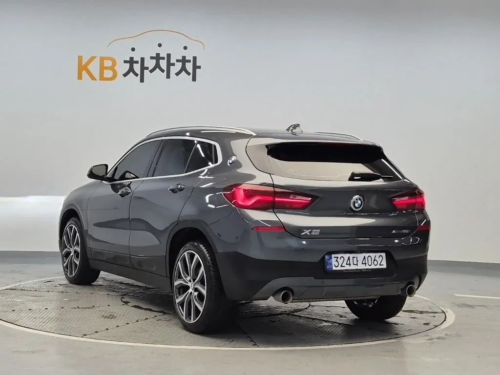 BMW X2 2021 photo 2