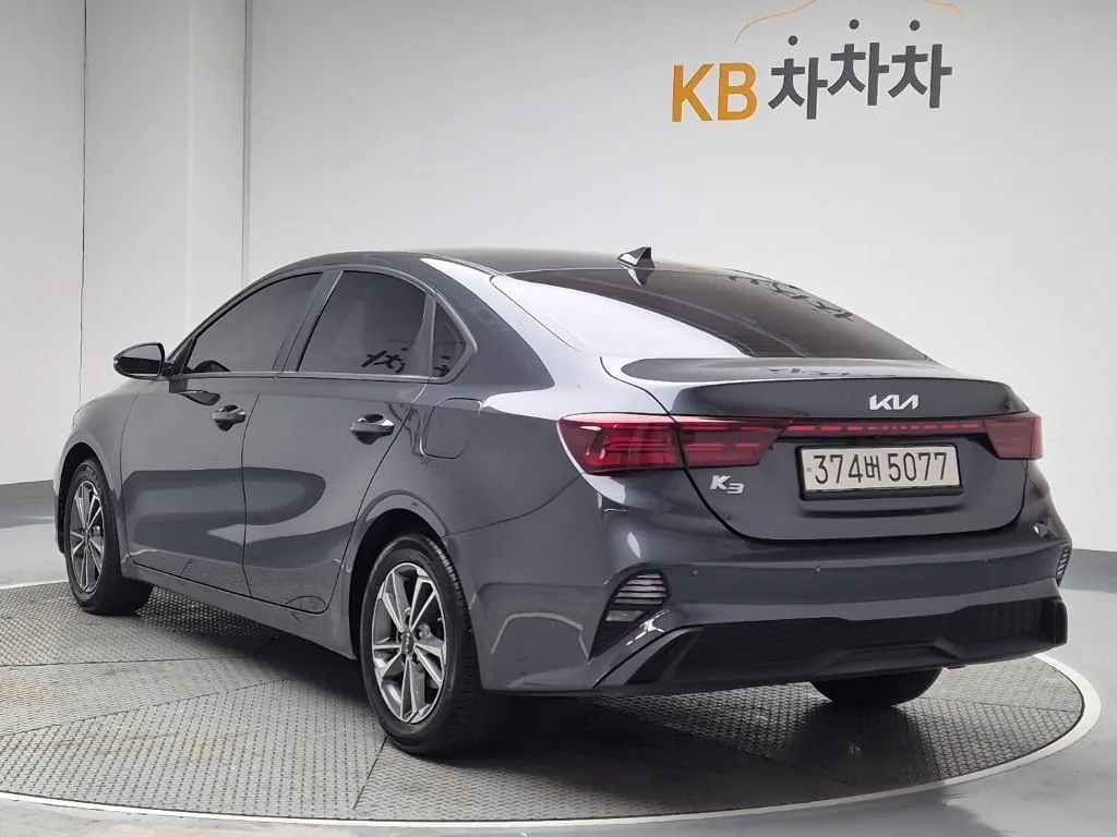 Kia K3 2022 photo 2