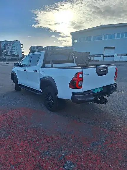 Toyota Hilux 2022 photo 3