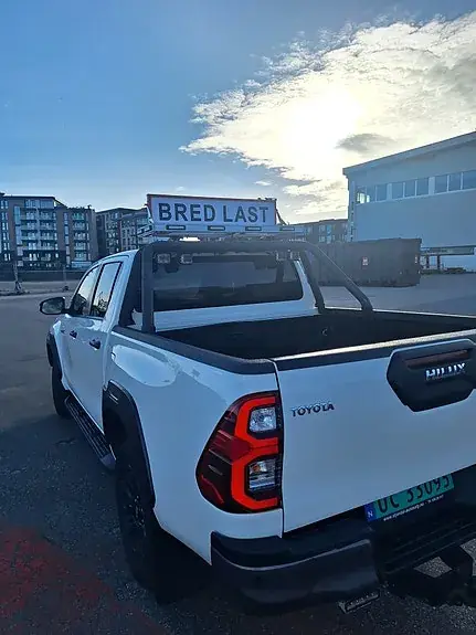 Toyota Hilux 2022 photo 5