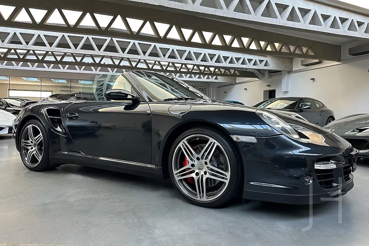 Porsche 911 2008 photo 2