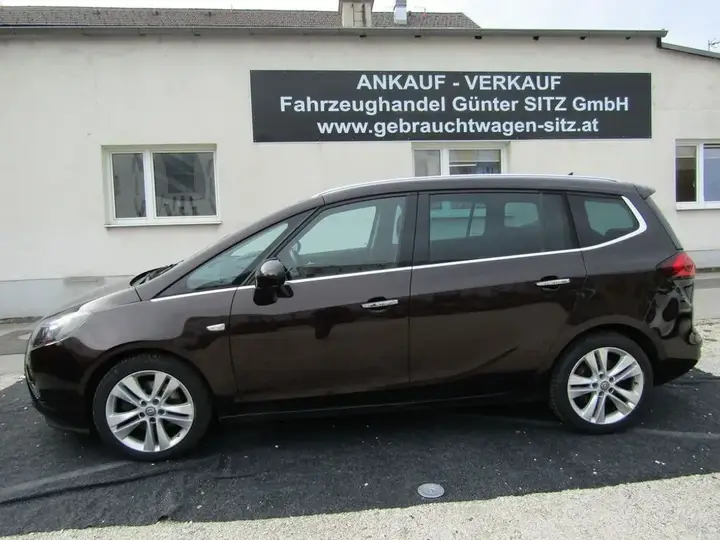 Opel Zafira 2013 photo 2