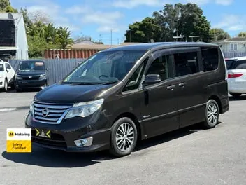 Nissan Serena 2014 photo 4