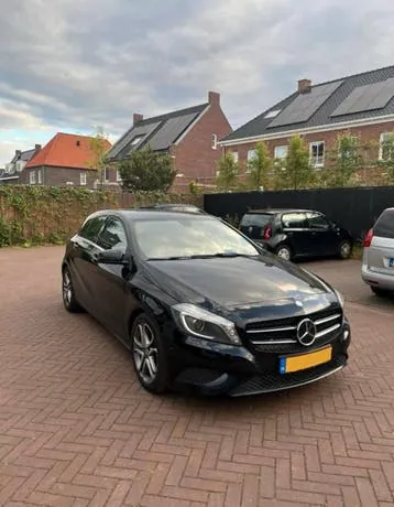 Mercedes-Benz A180