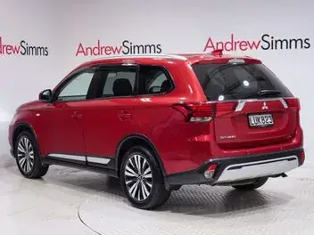 Mitsubishi Outlander 2019 photo 3