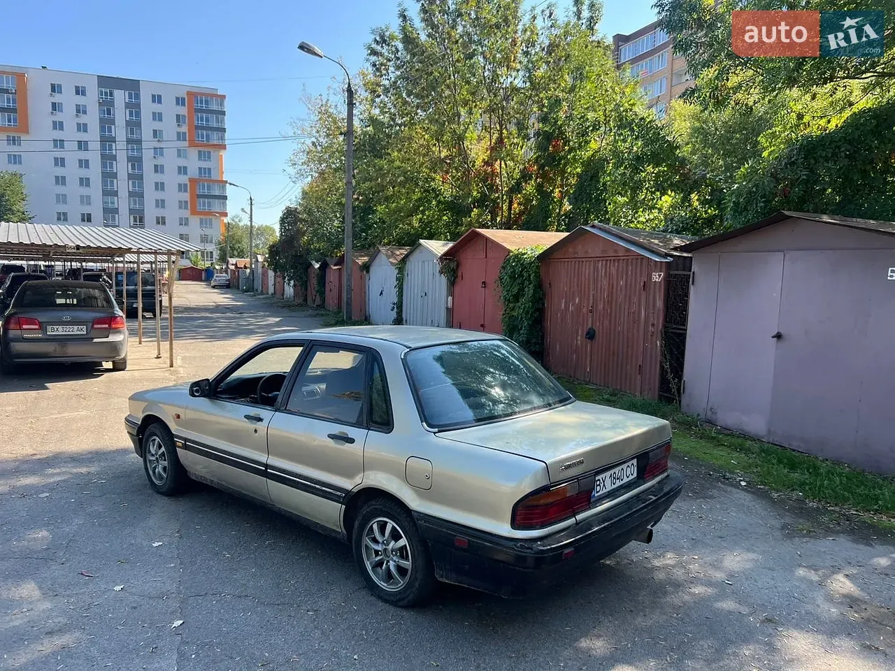 Mitsubishi Galant 1989 photo 4