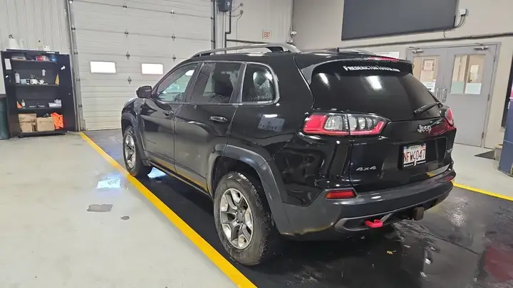 Jeep Cherokee 2019 photo 3