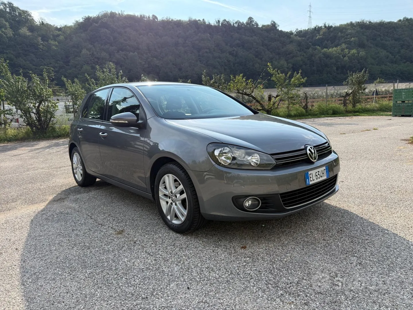 Volkswagen Golf 2012 photo 2
