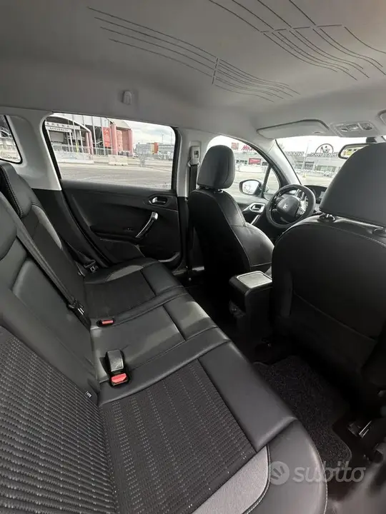 Peugeot 2008 2016 photo 5
