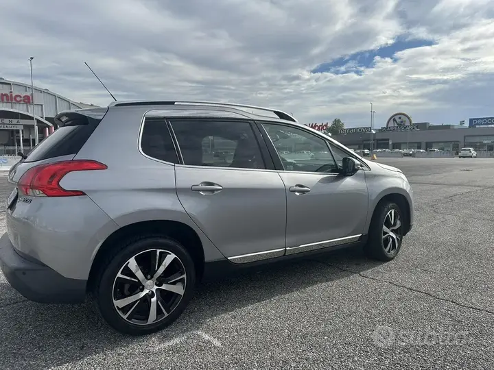 Peugeot 2008 2016 photo 3