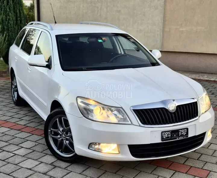 Skoda Octavia 2009 photo 4