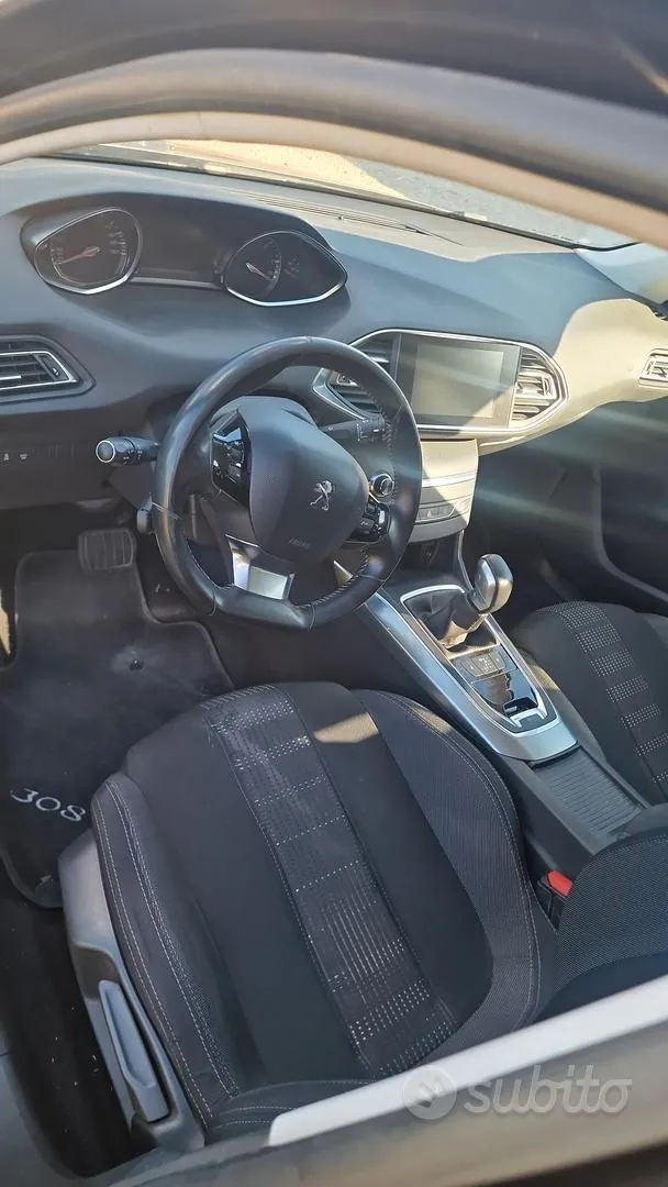 Peugeot 308 2015 photo 4