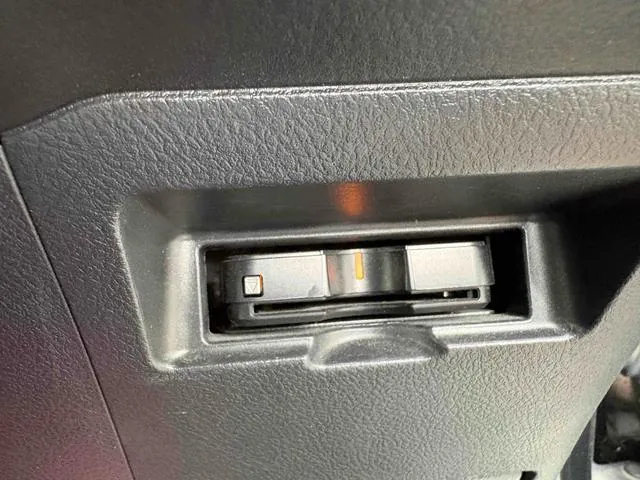 Toyota Vitz 2018 photo 5