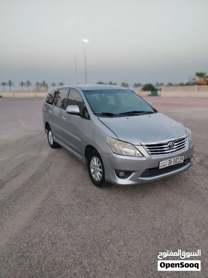 Kia Carnival 2014 photo 5