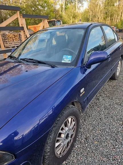 Mitsubishi Carisma