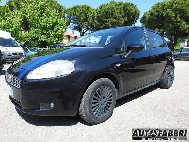 Fiat Grande Punto 2009 photo 4