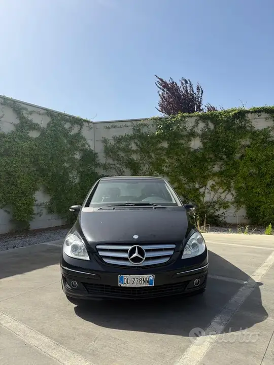 Mercedes-Benz B 2007 photo 3
