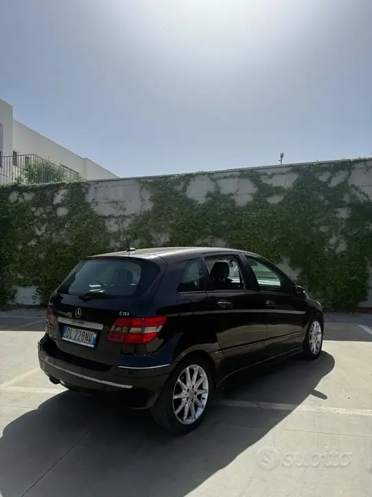 Mercedes-Benz B 2007 photo 5