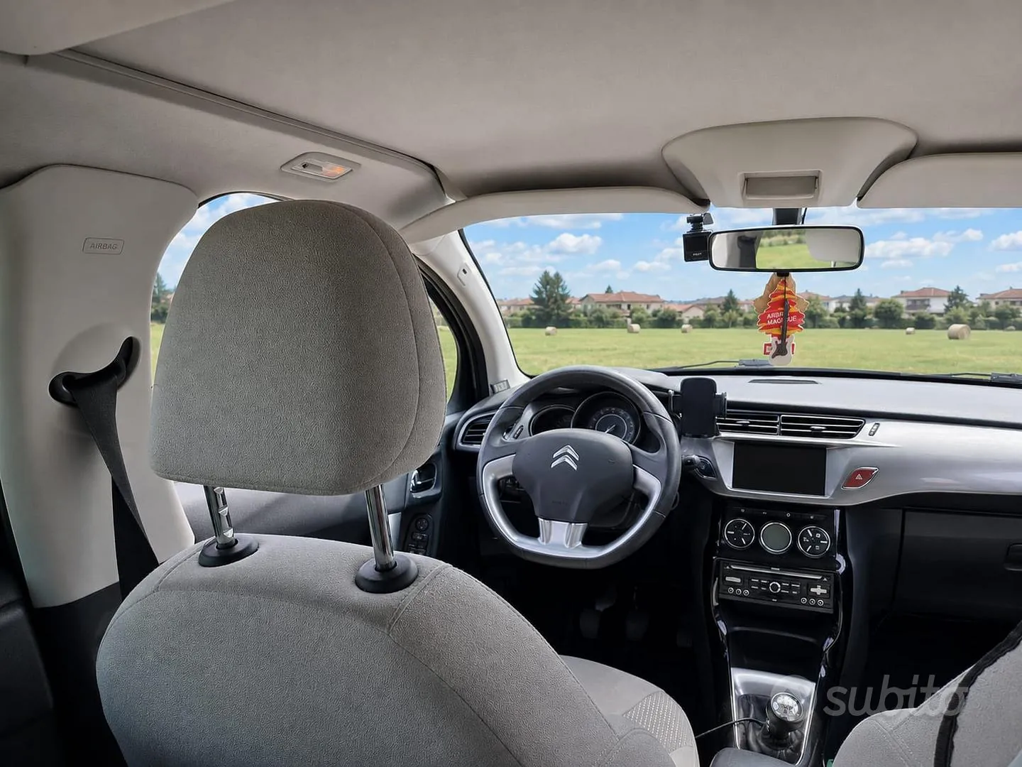 Citroen C3 2010 photo 4
