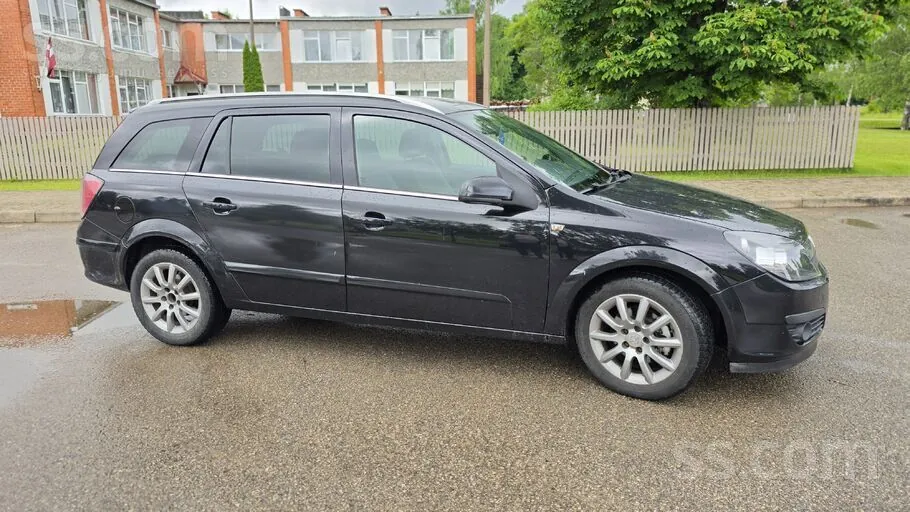 Opel Astra 2006 photo 4
