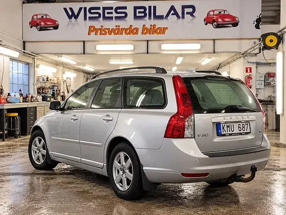 Volvo V50 2010 photo 4