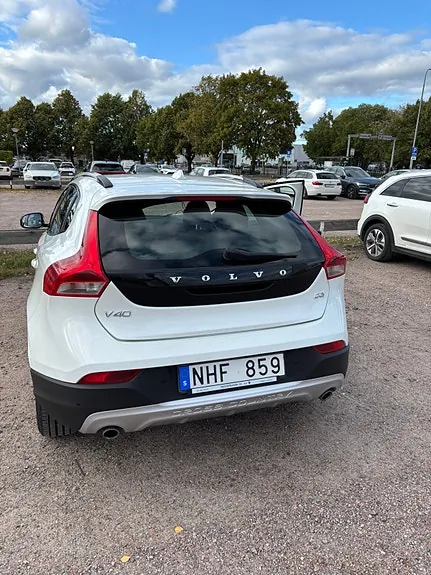 Volvo V40 Cross Country 2014 photo 3