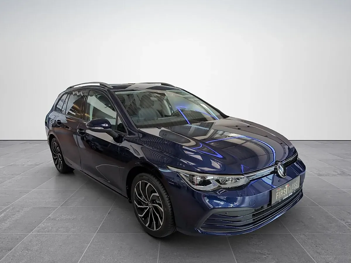 Volkswagen Golf 2024 photo 3