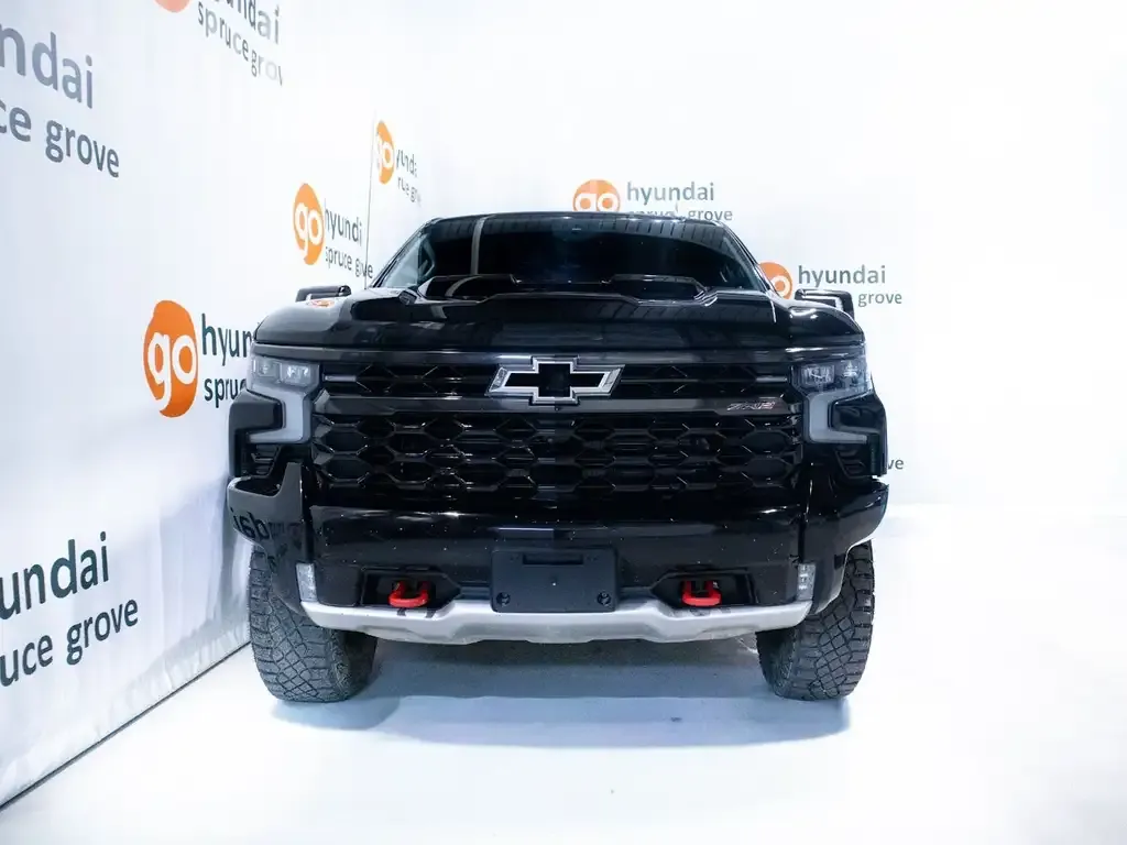 Chevrolet Silverado 1500 2023 photo 2