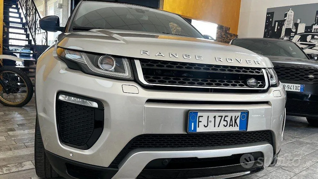 Land Rover Range Rover Evoque 2017 photo 2